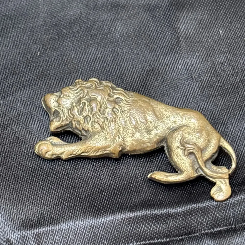 Antique Lion Brooch Pin Brass Textured Detailed 1.5”x.5” Lion Jewelry